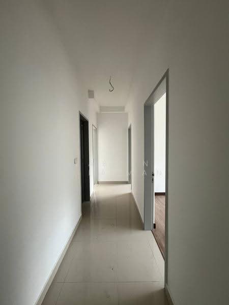 Condominium for Rent at Damansara Seresta - Yasmin Sulaiman - Corridor - PropertyGuru.com.my