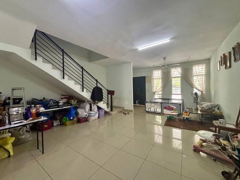 3-storey Terraced House for Sale in Kajang (Selangor) - Akmal Zakaria - PropertyGuru.com.my