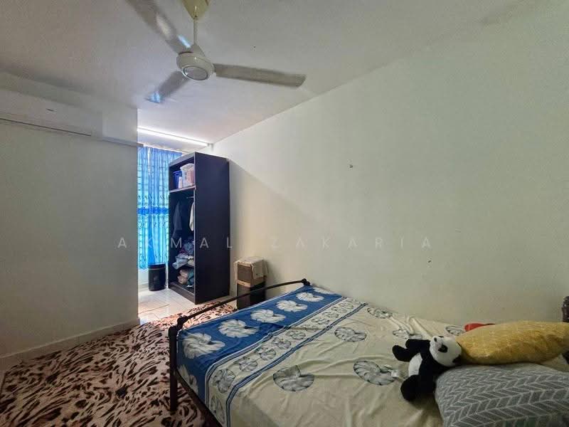 3-storey Terraced House for Sale in Kajang (Selangor) - Akmal Zakaria - PropertyGuru.com.my