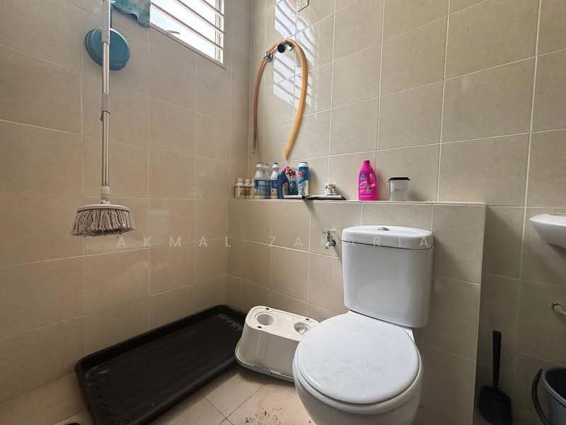 3-storey Terraced House for Sale in Kajang (Selangor) - Akmal Zakaria - PropertyGuru.com.my