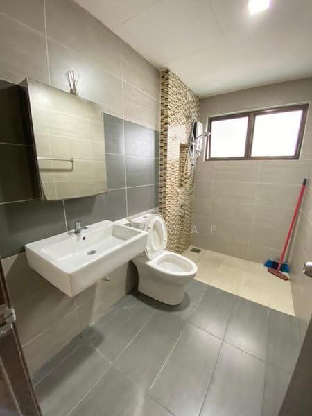 Condominium for Sale at Ujana Executive Apartment - Jeff Yap - Bathroom - PropertyGuru.com.my
