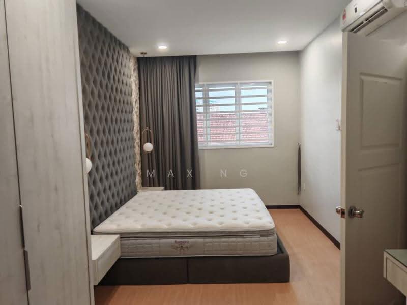 Rumah Teres 1.5-Tingkat untuk Dijual di Tanjung Tokong (Penang) - Max Ng - Bedroom - PropertyGuru.com.my