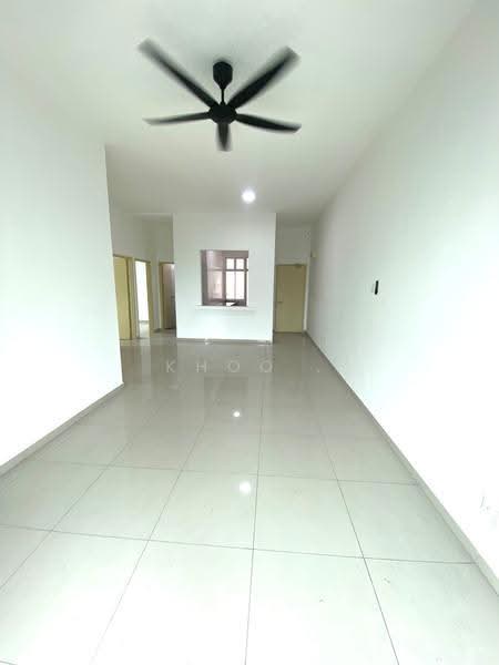 Pangsapuri untuk Disewa di Seri Molek Perdana - Khoo . - Living Room - PropertyGuru.com.my