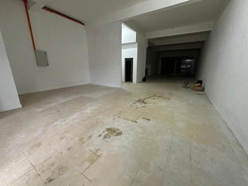 Shop / Office untuk Disewa di Taman Molek (Johor Bahru) - Xiu Yan - Interior - PropertyGuru.com.my