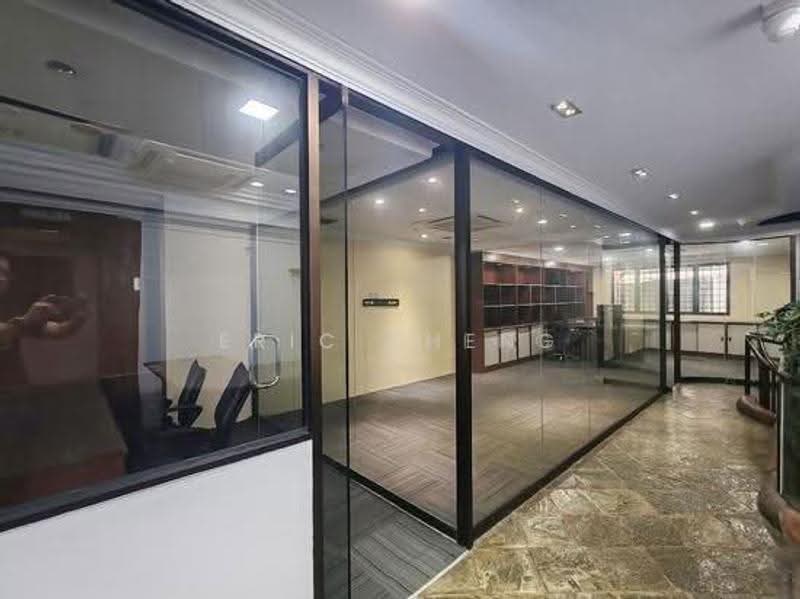 Shop / Office untuk Dijual di Taman Daya (Kepong) - Eric Cheng - Meeting Room - PropertyGuru.com.my