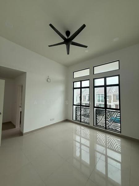 2-storey Terraced House for Sale in Taman Seri Austin (Tebrau) - Aries Lam - PropertyGuru.com.my