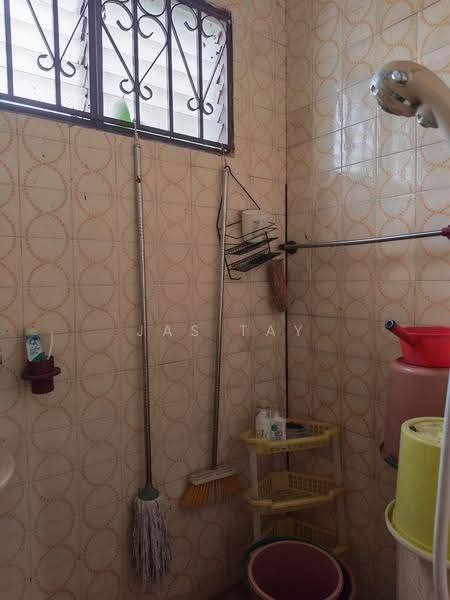 Rumah Teres 2-Tingkat untuk Dijual di Taman Kolam Air (Johor Bahru) - Jas Tay - Bathroom - PropertyGuru.com.my