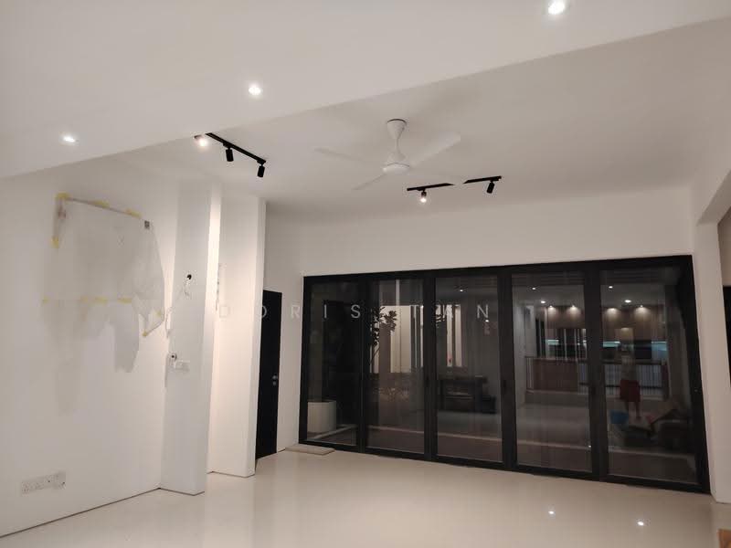 Townhouse for Rent in Kayu Ara (Selangor) - Doris Tan - Living Room - PropertyGuru.com.my