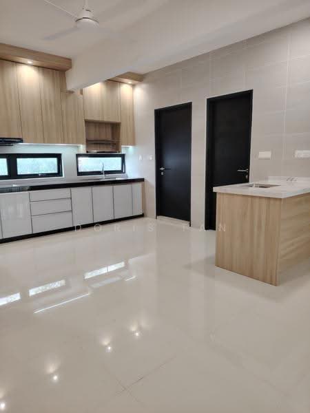 Townhouse for Rent in Kayu Ara (Selangor) - Doris Tan - Kitchen - PropertyGuru.com.my