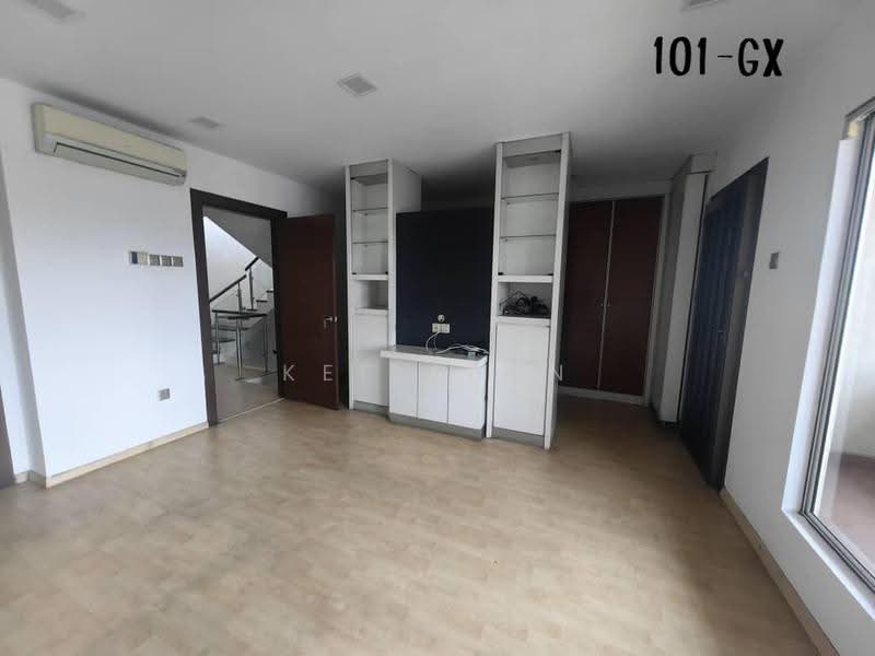 Rumah Teres 2-Tingkat untuk Dijual di Taman Eng Ann (Klang) - Kee Shen - Living Room - PropertyGuru.com.my