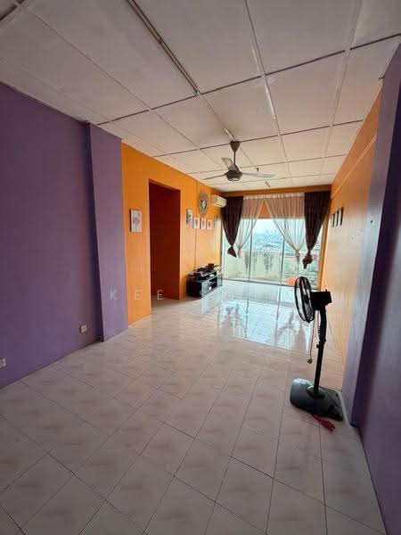 Pangsapuri untuk Disewa di Amazing Heights - Kee Shen - Living Room - PropertyGuru.com.my