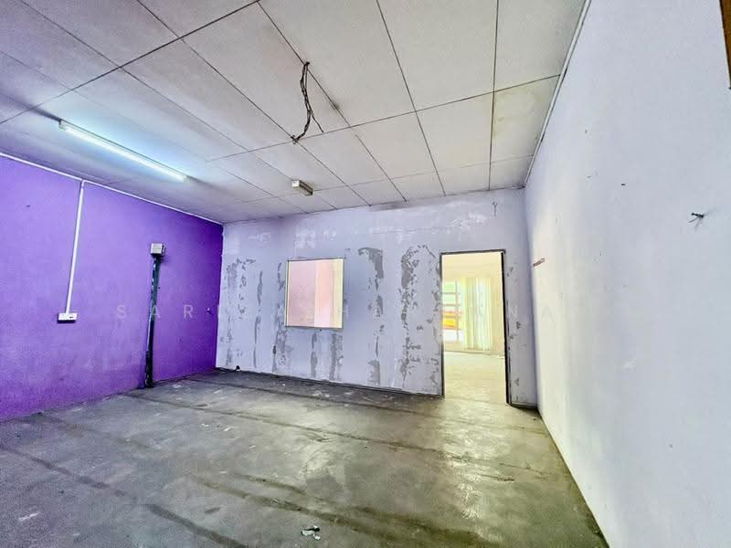 Shop / Office untuk Disewa di Kapar (Selangor) - Sariza Hartanah - Interior - PropertyGuru.com.my