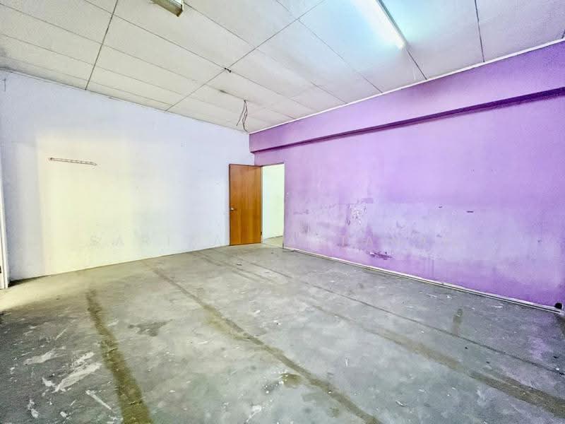 Shop / Office untuk Disewa di Kapar (Selangor) - Sariza Hartanah - Interior - PropertyGuru.com.my