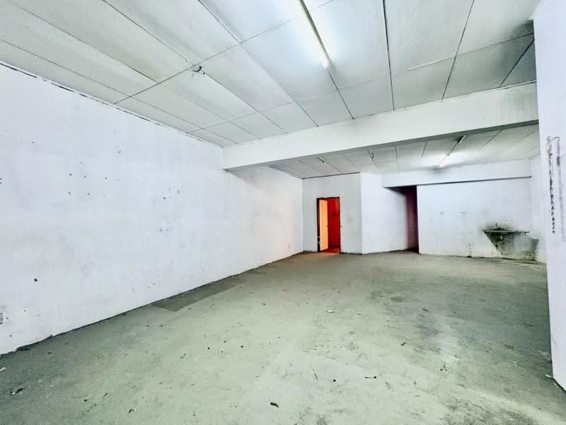 Shop / Office untuk Disewa di Kapar (Selangor) - Sariza Hartanah - Interior - PropertyGuru.com.my