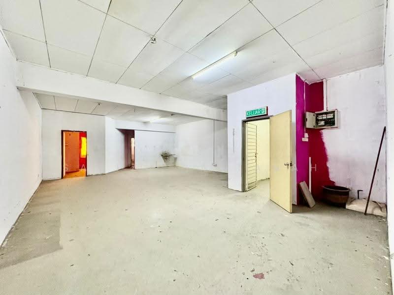 Shop / Office untuk Disewa di Kapar (Selangor) - Sariza Hartanah - Interior - PropertyGuru.com.my