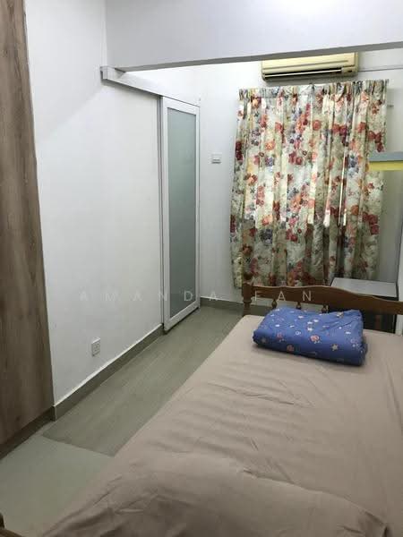 Rumah Teres untuk Dijual di Bandar Country Homes (Rawang) - Amanda Fan - Bedroom - PropertyGuru.com.my