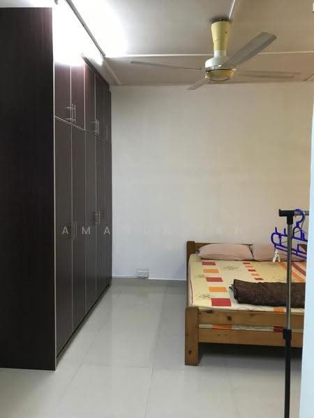 Rumah Teres untuk Dijual di Bandar Country Homes (Rawang) - Amanda Fan - Bedroom - PropertyGuru.com.my