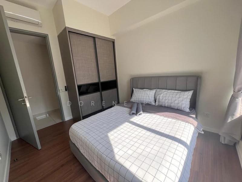 Kediaman Servis untuk Dijual di Millerz Square Serviced Residence - Dorene Pui - Bedroom - PropertyGuru.com.my