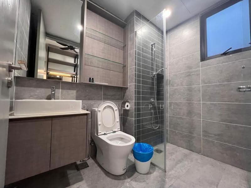 Kediaman Servis untuk Dijual di Millerz Square Serviced Residence - Dorene Pui - Bathroom - PropertyGuru.com.my