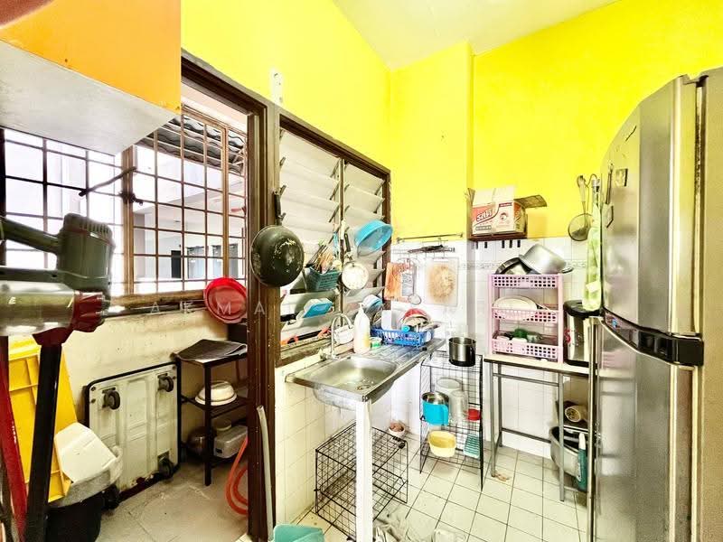 Apartment for Sale at Sri Teratai Apartment - Akmal Zakaria - PropertyGuru.com.my