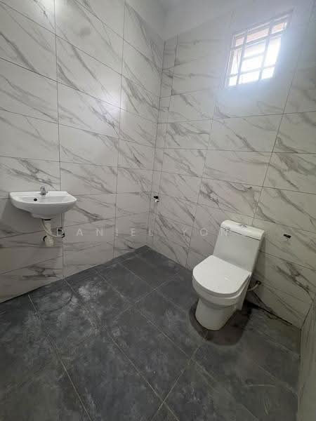2-storey Terraced House for Sale in Taman Murni (Cheras) - Daniel Yong - Bathroom - PropertyGuru.com.my