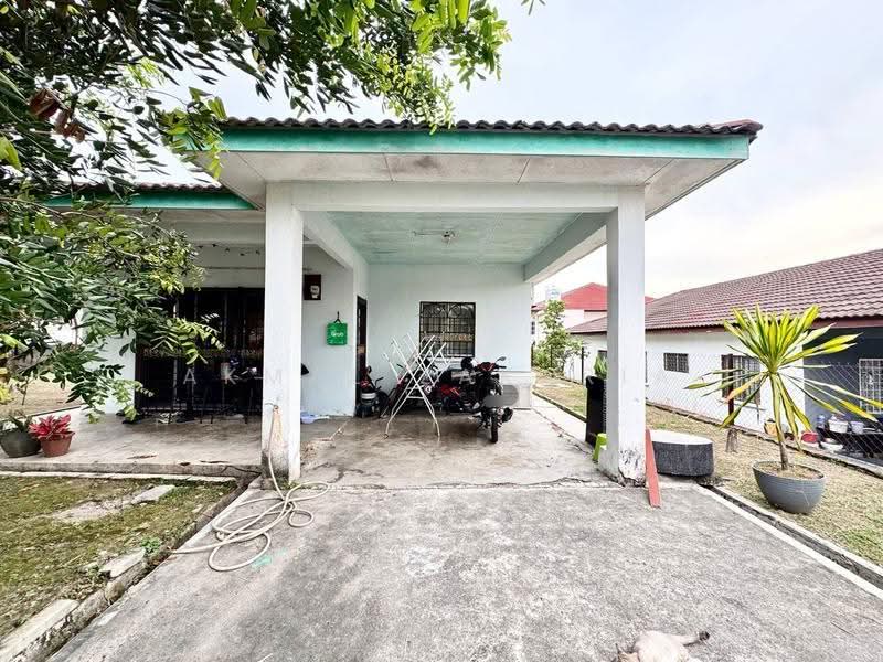Bungalow House untuk Dijual di Bandar Putra Permai (Seri Kembangan) - Akmal Zakaria - PropertyGuru.com.my