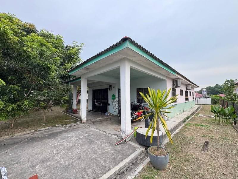 Bungalow House untuk Dijual di Bandar Putra Permai (Seri Kembangan) - Akmal Zakaria - PropertyGuru.com.my