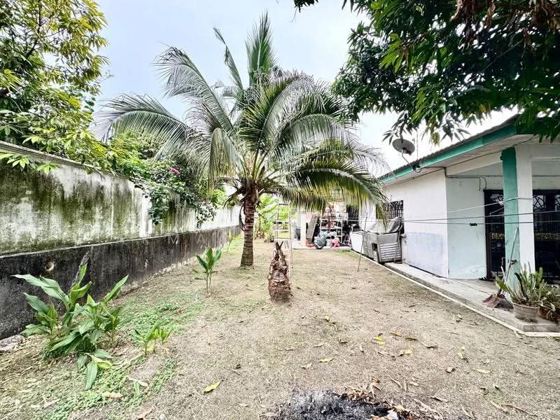 Bungalow House untuk Dijual di Bandar Putra Permai (Seri Kembangan) - Akmal Zakaria - PropertyGuru.com.my
