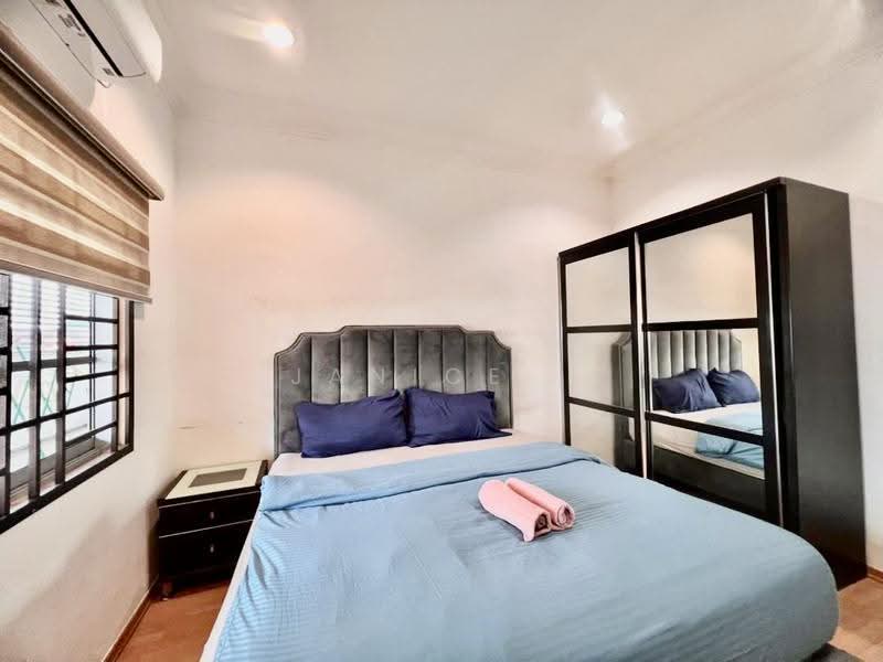 Rumah Berkembar untuk Dijual di Taman Abad (Johor Bahru) - Janice . - PropertyGuru.com.my