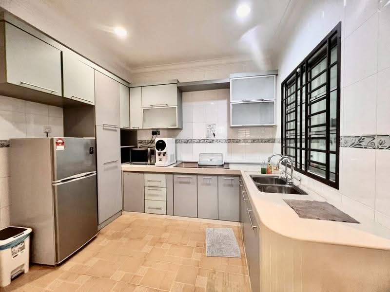 Rumah Berkembar untuk Dijual di Taman Abad (Johor Bahru) - Janice . - PropertyGuru.com.my