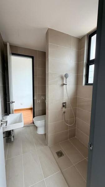 Rumah Teres 3-Tingkat untuk Dijual di Taman Connaught (Cheras) - Anson Hong - Bathroom - PropertyGuru.com.my