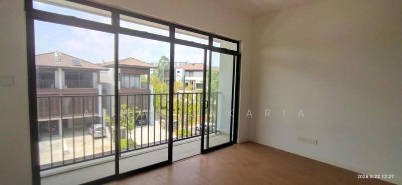 3-storey Terraced House for Sale in Cyberjaya (Selangor) - Akmal Zakaria - Balcony - PropertyGuru.com.my