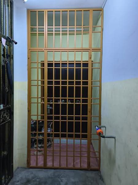 Apartment for Sale at Desa Bayan Apartment - Aswad . - Entrance - PropertyGuru.com.my