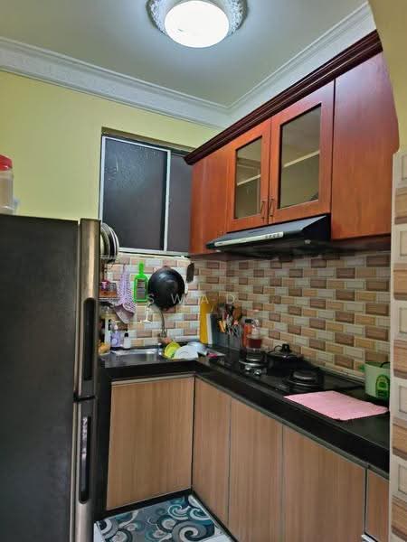 Apartment for Sale at Desa Bayan Apartment - Aswad . - Kitchen - PropertyGuru.com.my