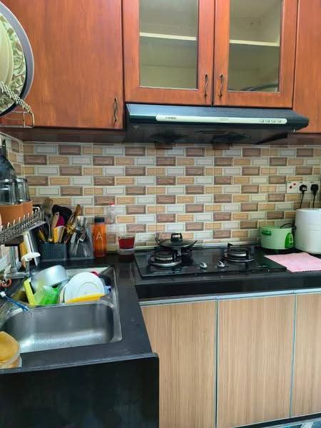 Apartment for Sale at Desa Bayan Apartment - Aswad . - Kitchen - PropertyGuru.com.my