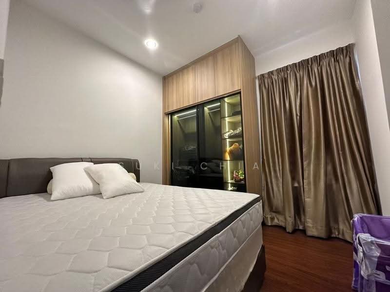 Kediaman Servis untuk Dijual di Gaya Resort Homes - Suki Chia - Bedroom - PropertyGuru.com.my