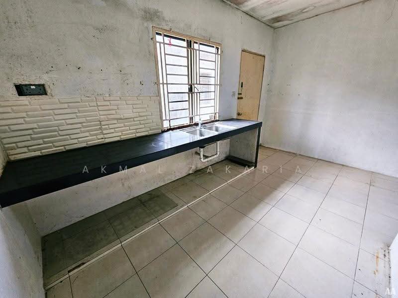 Rumah Teres 1-Tingkat untuk Dijual di Jenjarom (Selangor) - Akmal Zakaria - PropertyGuru.com.my