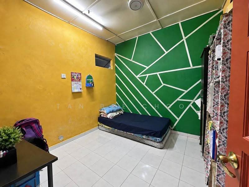 Rumah Teres 1-Tingkat untuk Dijual di Puchong (Selangor) - Tan Bee Choo - Bedroom - PropertyGuru.com.my
