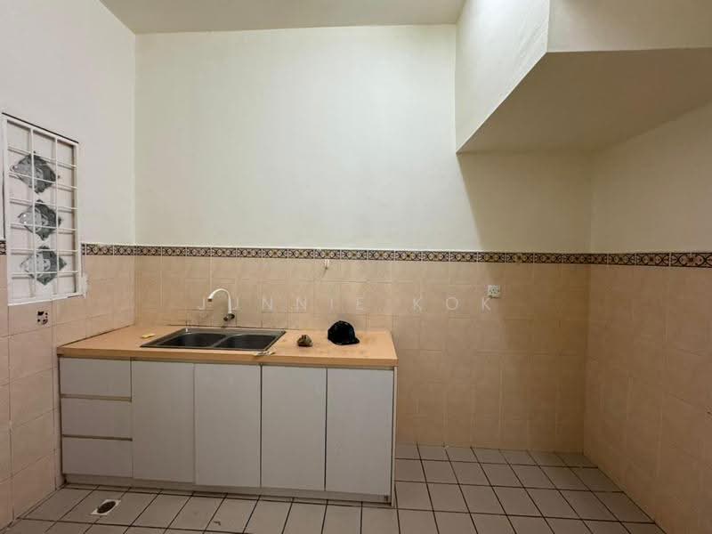 Rumah Teres 2-Tingkat untuk Dijual di Kota Kinabalu (Sabah) - Junnie Kok - Kitchen - PropertyGuru.com.my