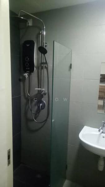 Service Residence for Rent at Avenue D'Vogue - CS OW - Bathroom - PropertyGuru.com.my