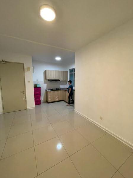 Kondominium untuk Dijual di Kiara Residence (Residensi Kiara Jalil 1) - Agnes Leong - Kitchen - PropertyGuru.com.my