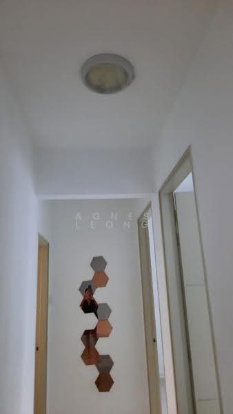Kondominium untuk Dijual di Kiara Residence (Residensi Kiara Jalil 1) - Agnes Leong - Corridor - PropertyGuru.com.my