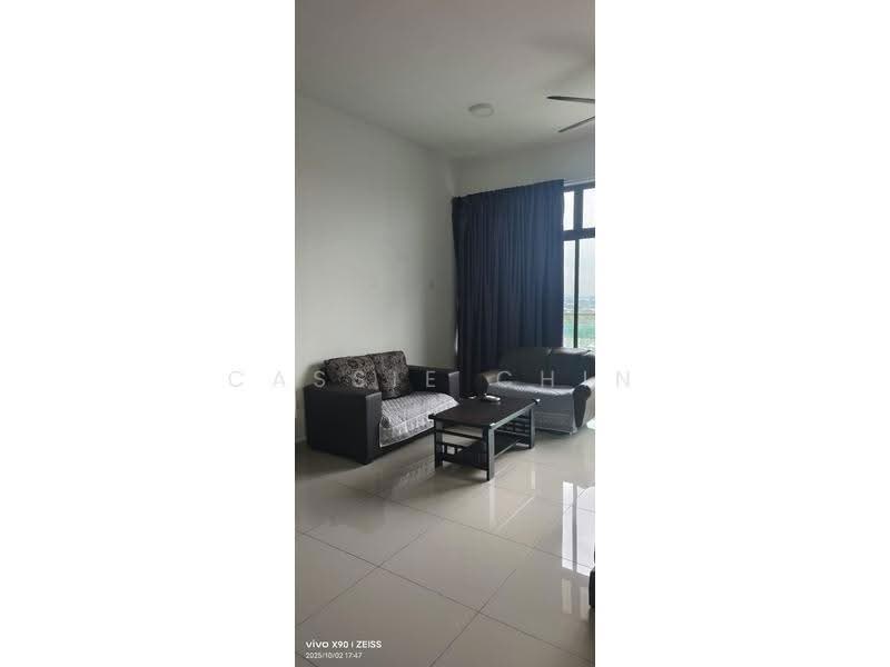 Kediaman Servis untuk Disewa di Palazio - Cassie Chin - Living Room - PropertyGuru.com.my