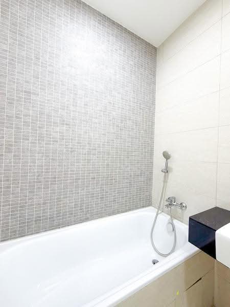 Rumah Berkembar untuk Disewa di Shah Alam (Selangor) - Peggy Lim - Bathroom - PropertyGuru.com.my