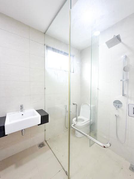 Rumah Berkembar untuk Disewa di Shah Alam (Selangor) - Peggy Lim - Bathroom - PropertyGuru.com.my