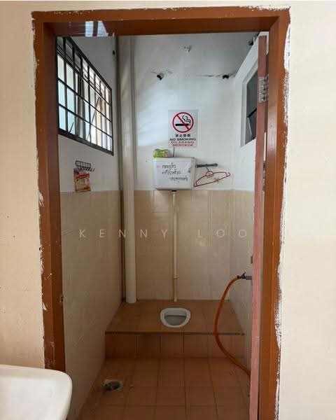 Shop for Rent in Taman Haji Ahmad (Kuantan) - Kenny Loo - Bathroom - PropertyGuru.com.my
