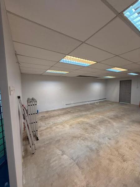 Shop / Office for Rent in Taman Bayu Perdana (Klang) - Zaena Ng - Interior - PropertyGuru.com.my