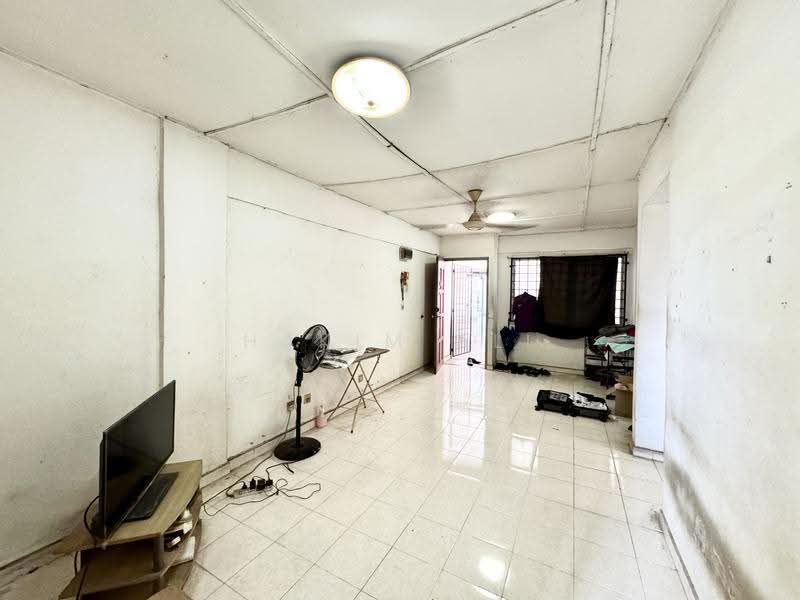 Apartment for Sale at Pangsapuri Putra Harmoni - Hakim Ali - Living Room - PropertyGuru.com.my