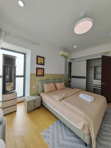 Condominium for Rent at Kings Bay @ Country Garden Danga Bay - Stella Narita - PropertyGuru.com.my