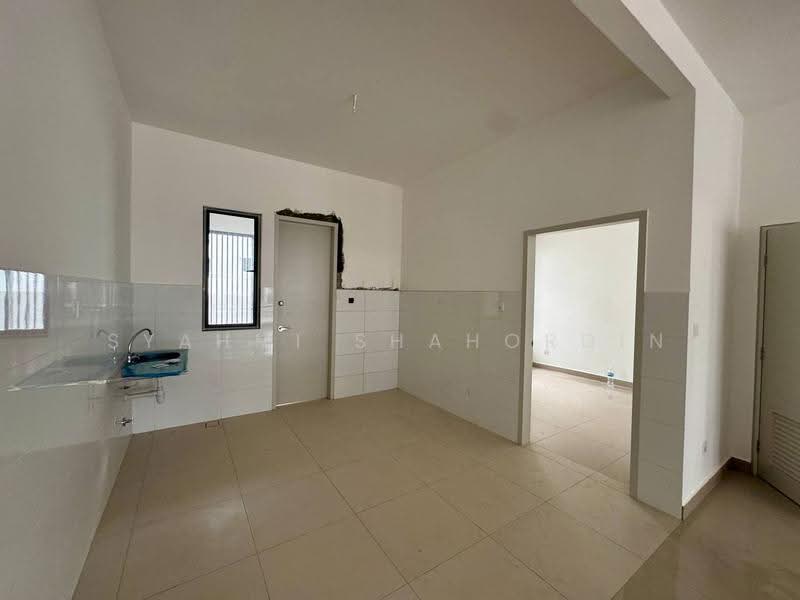 2-storey Terraced House for Sale in Shah Alam (Selangor) - Syahmi Shahordin - Kitchen - PropertyGuru.com.my